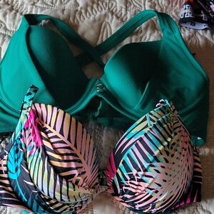 Shade & Shore Green and Multicolor Swim Bras